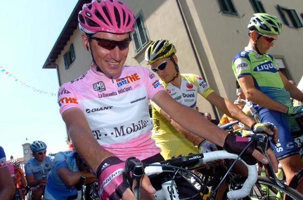 Marco Pinotti (T-Mobile) ready to start stage 8.
