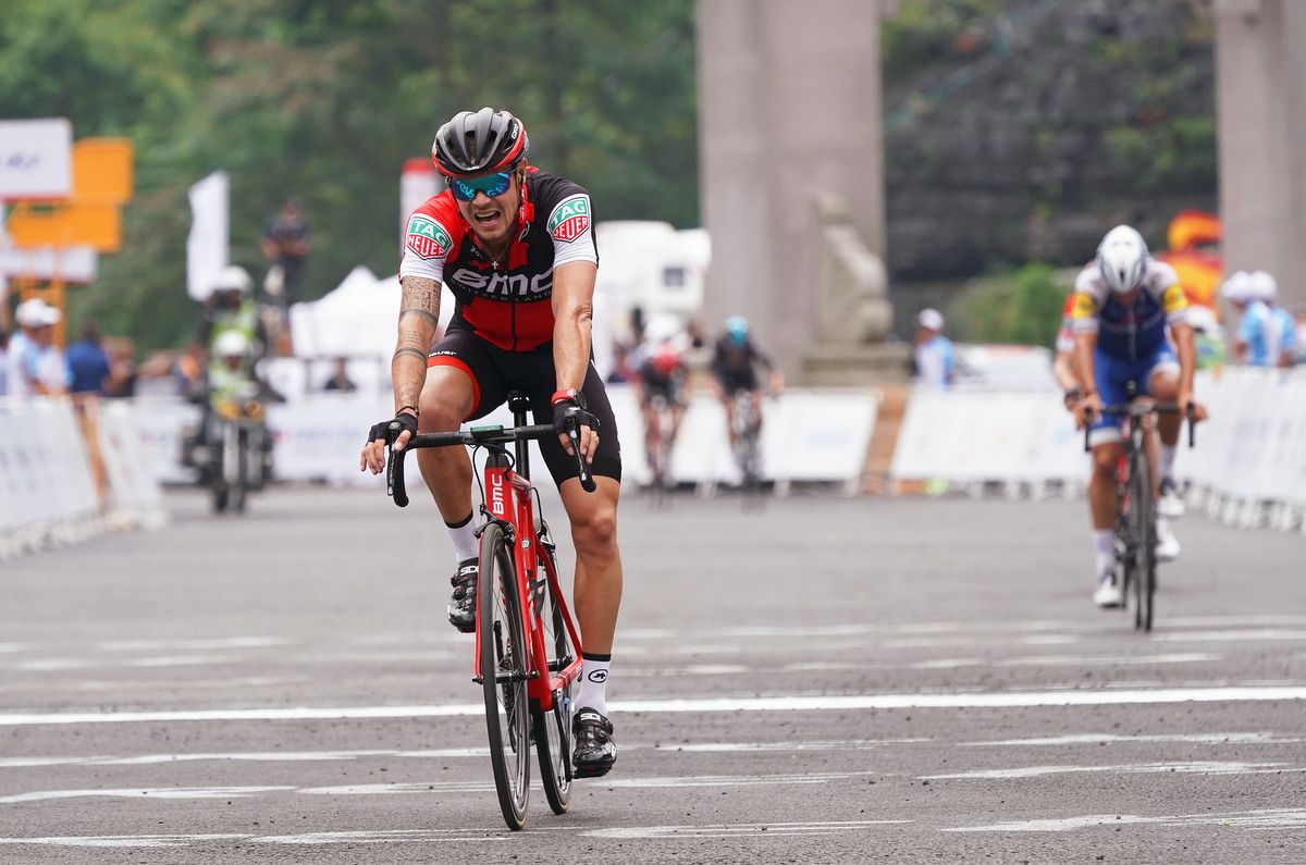 Nico Roche (BMC) in third