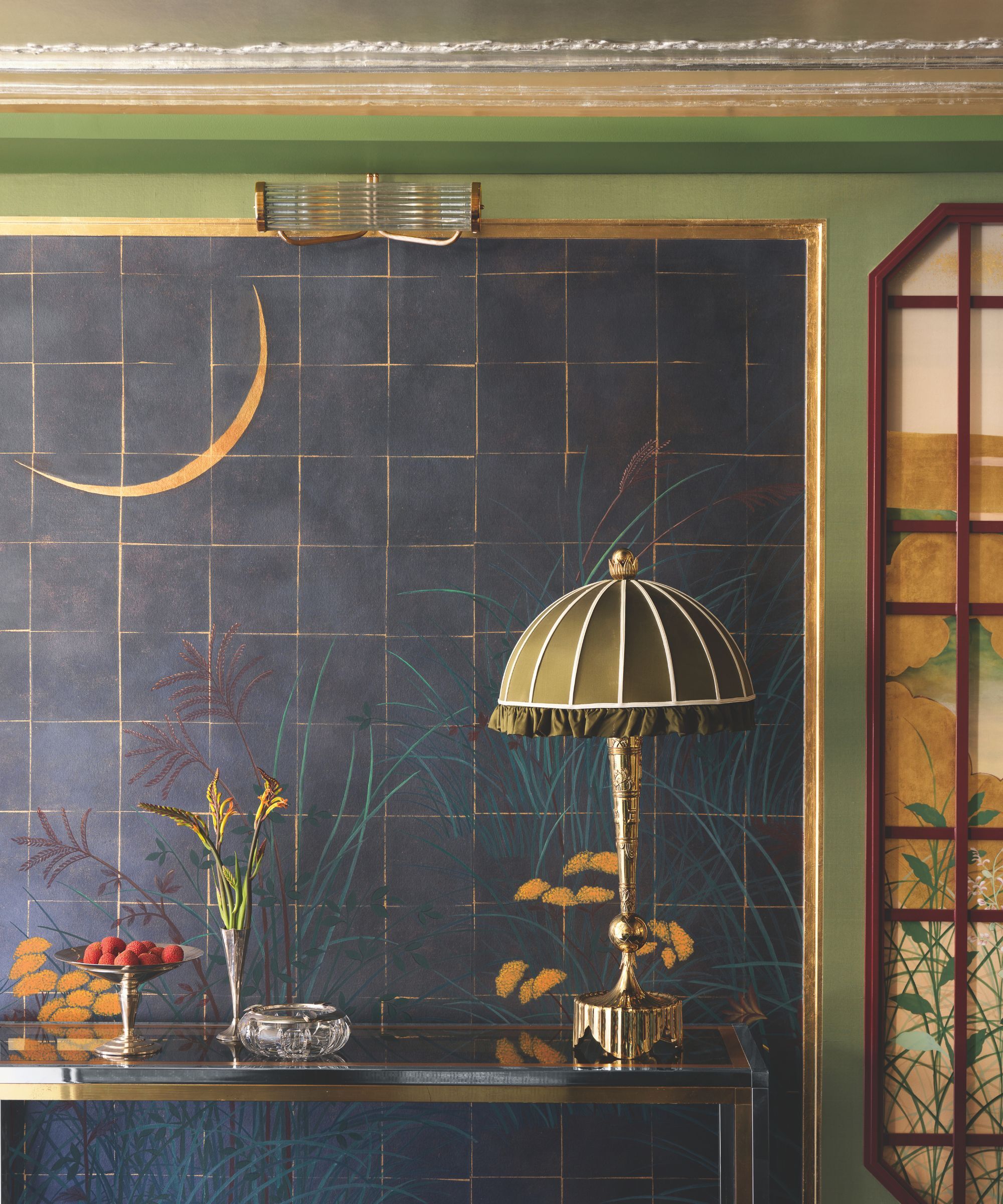 Delicate Japanese home accessories