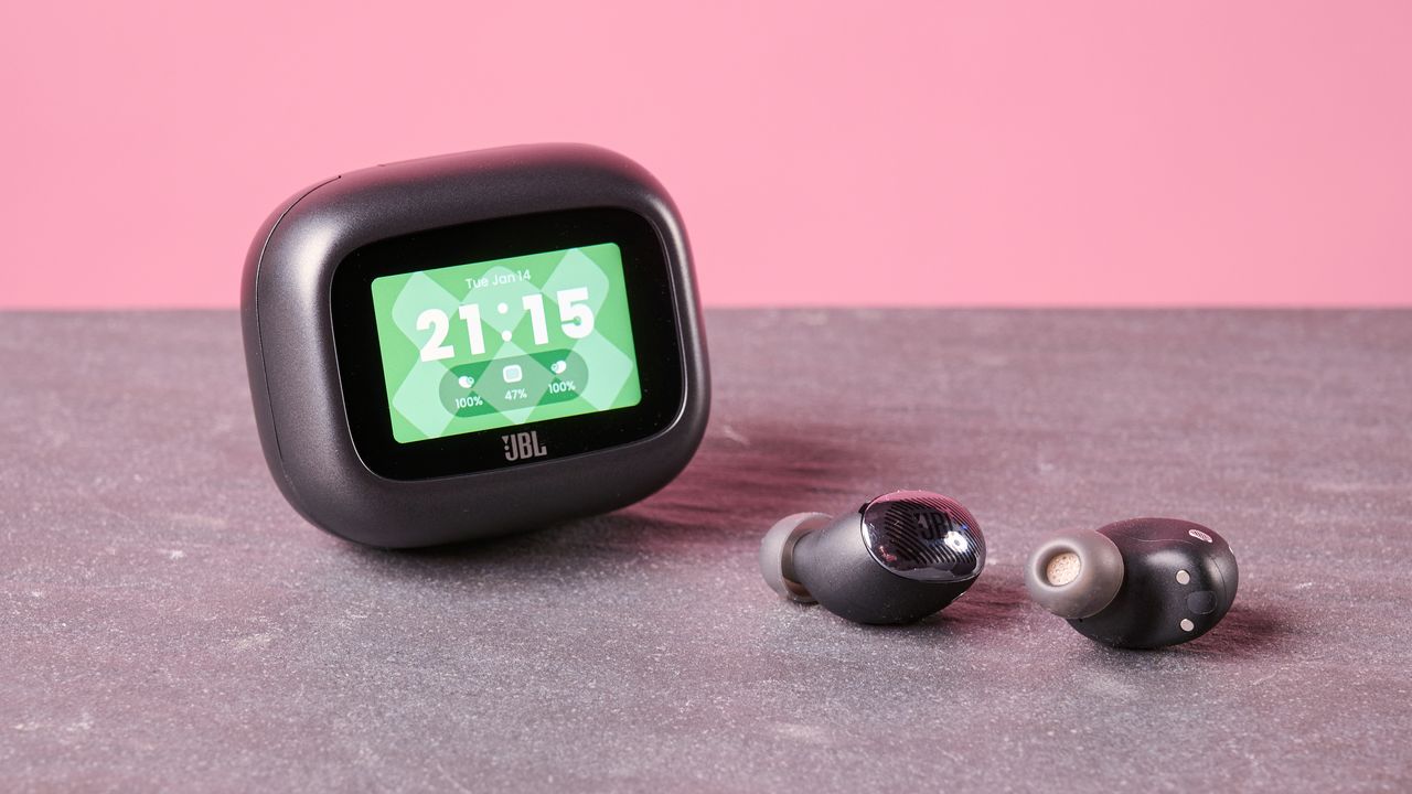 JBL Live Buds 4 on table