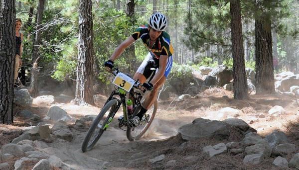 Philip Buys (South Africa) would finish third in the elite men's event.