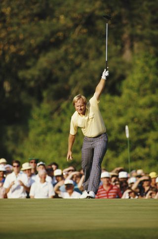 Jack Nicklaus on the 17th at Augusta in 1986