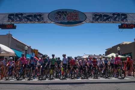 Women ready to race stage 4 in downtown Silver City