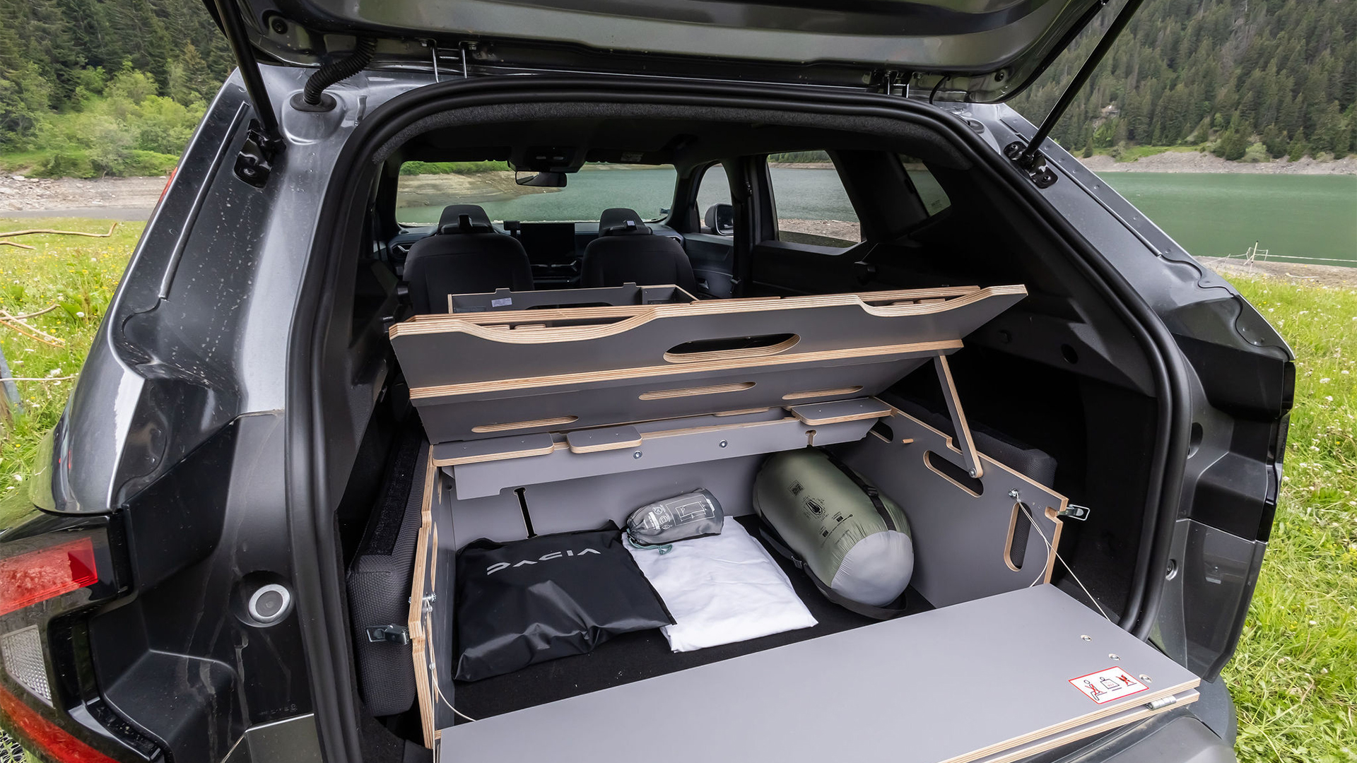 Looking for a cut-price camper van? I tried Dacia's smart Sleep Pack ...