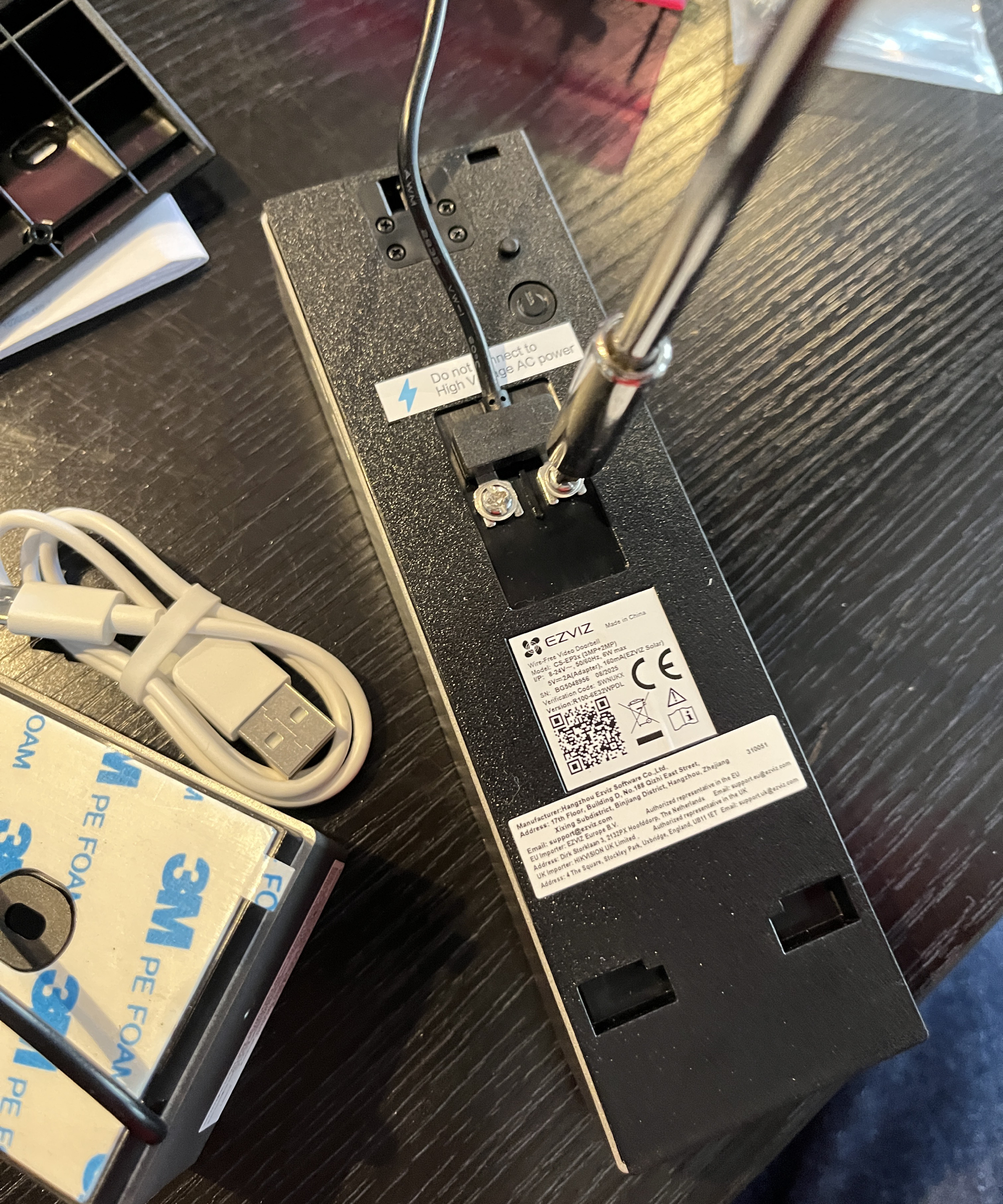 connecting solar panel to Ezviz video doorbell