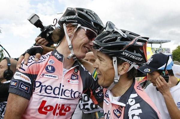 McEwen embraces Wim Vansevenant who was the first on the scene to help chase McEwen back into the pack after he crashed