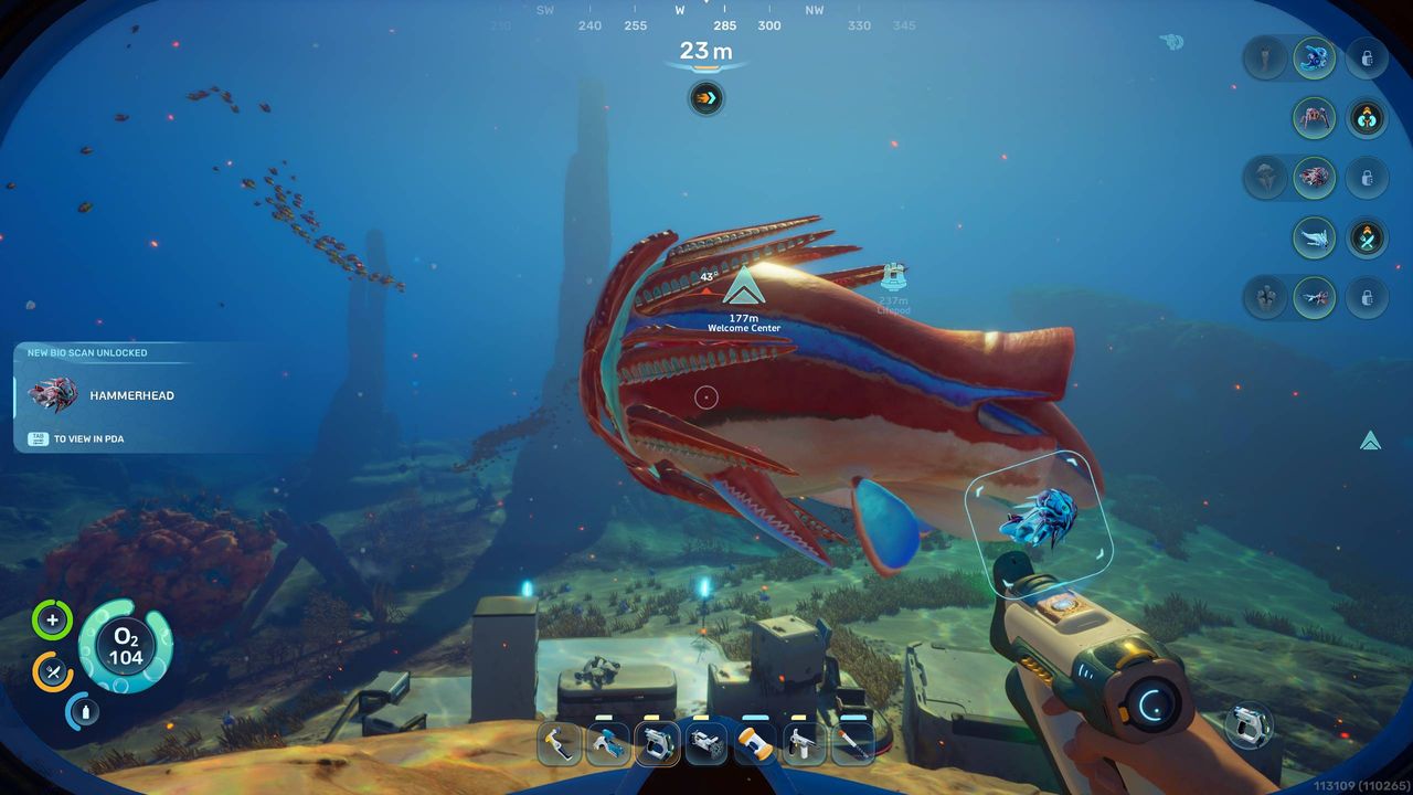 Subnautica 2 Biomods: A player looking at a Hammerhead above a research platform.