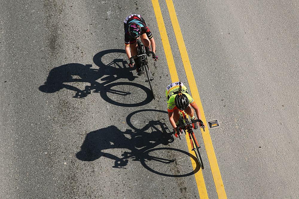 Anna Trevisi, Lisa Brennauer during Ladies Tour of Qatar stage 1