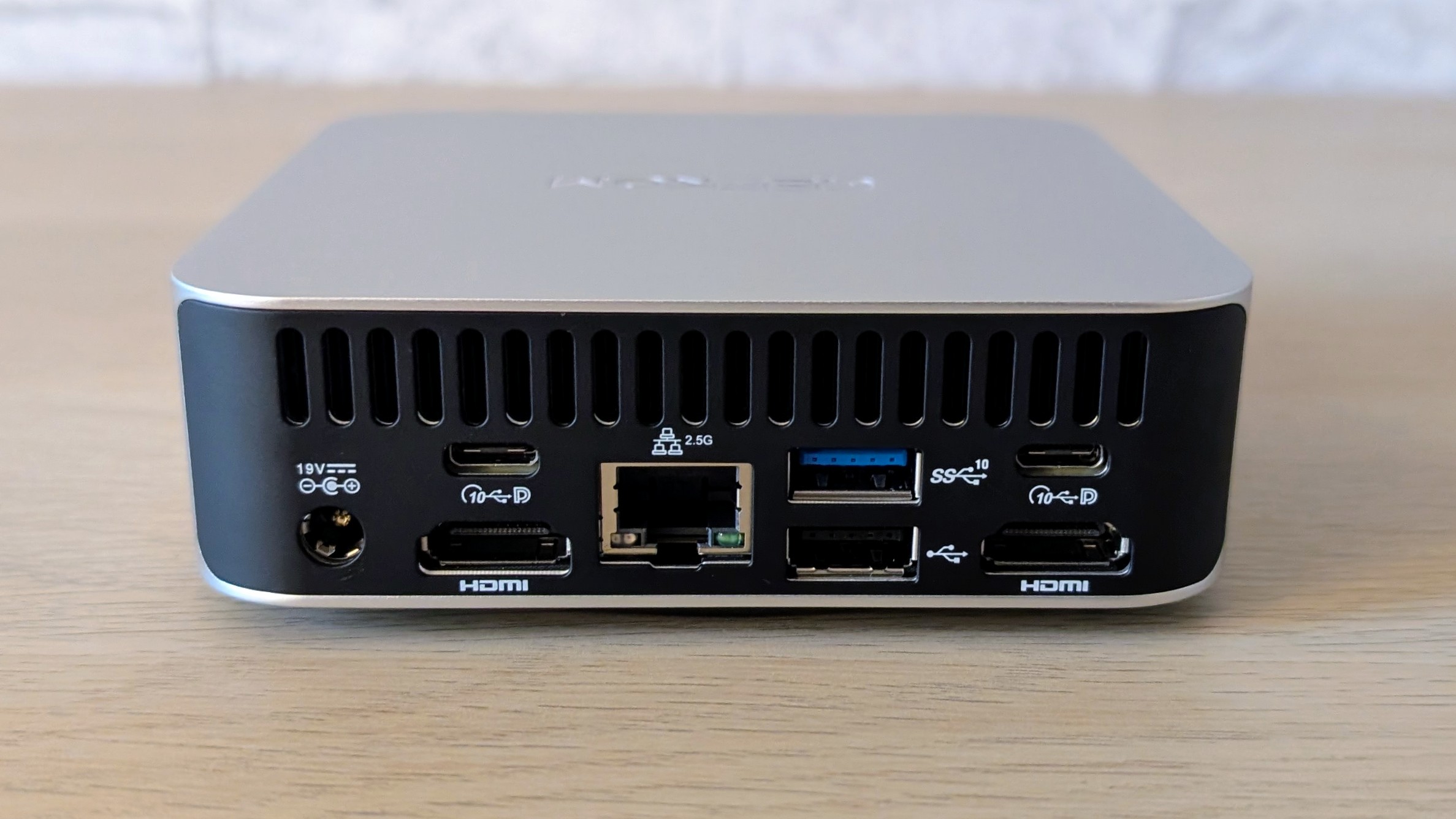 The Geekom A5 on a desk