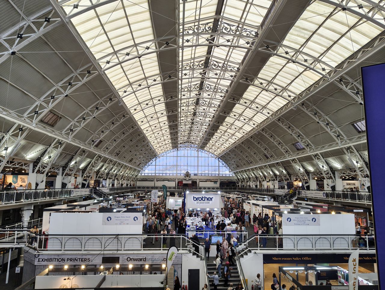 Nothing Phone 3a camera sample hall 1x