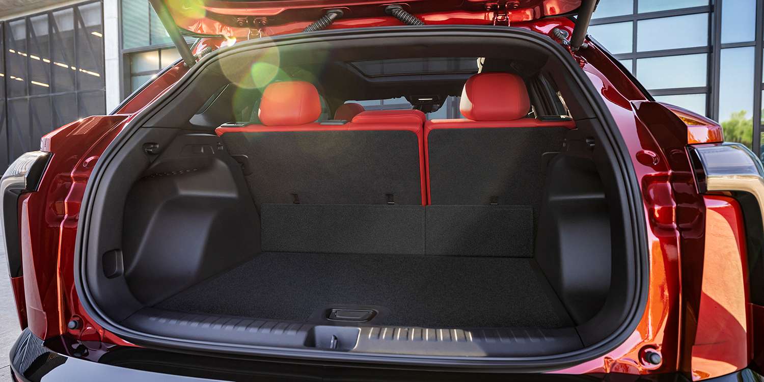 chevy blazer ev trunk space