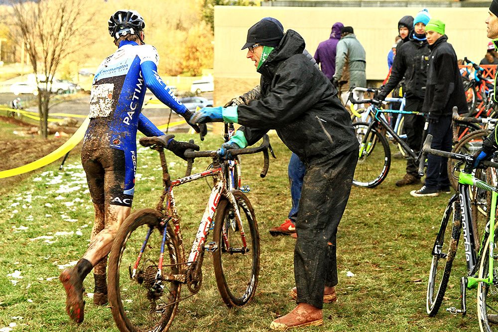 Pit stop for Satuday&rsquo;s winner, Jack Kisseberth (JAM/NCC) looks solid