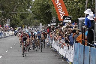 The field sprint to the line in Willunga