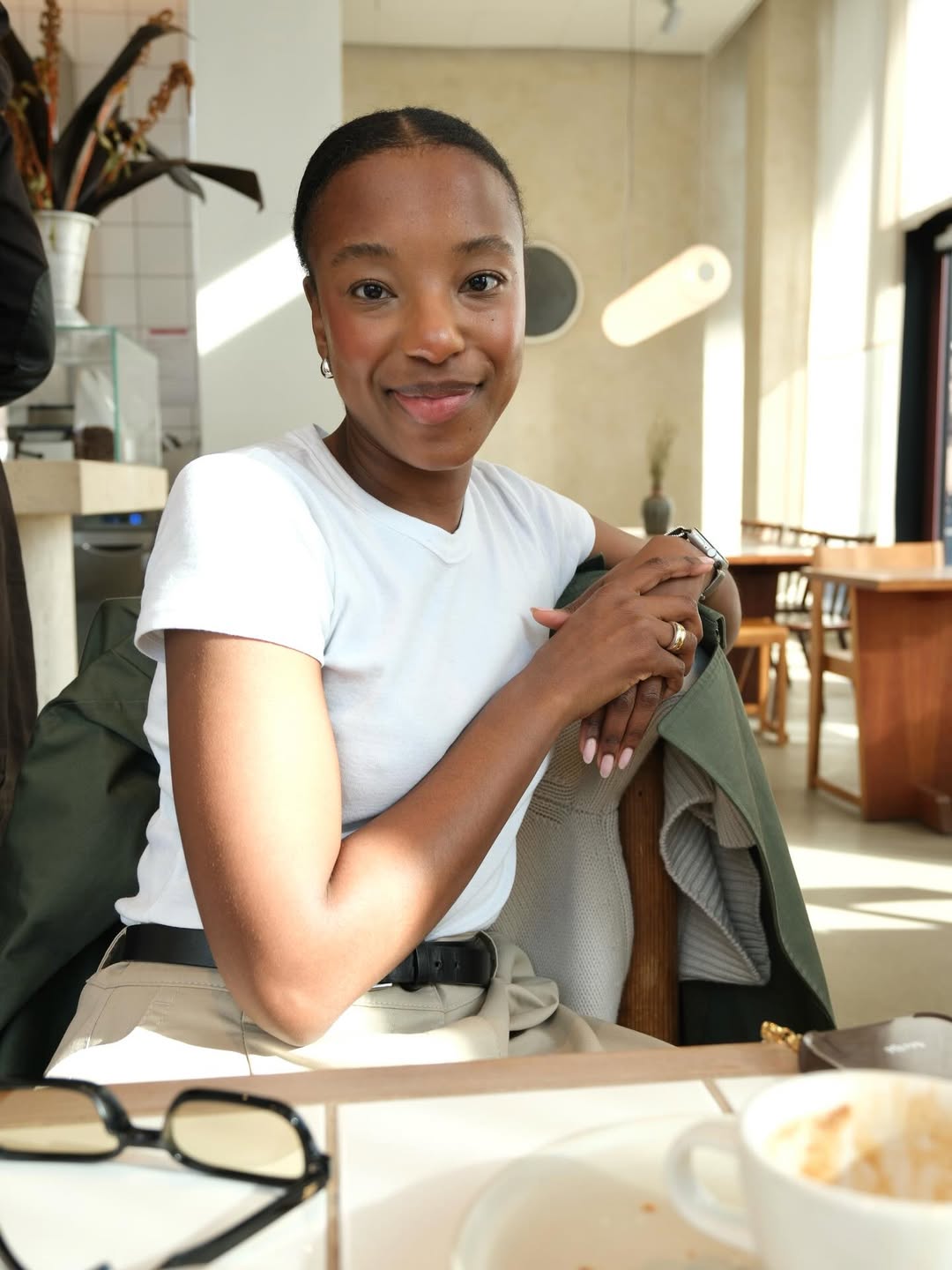 90s-minimalist-capsule-wardrobe