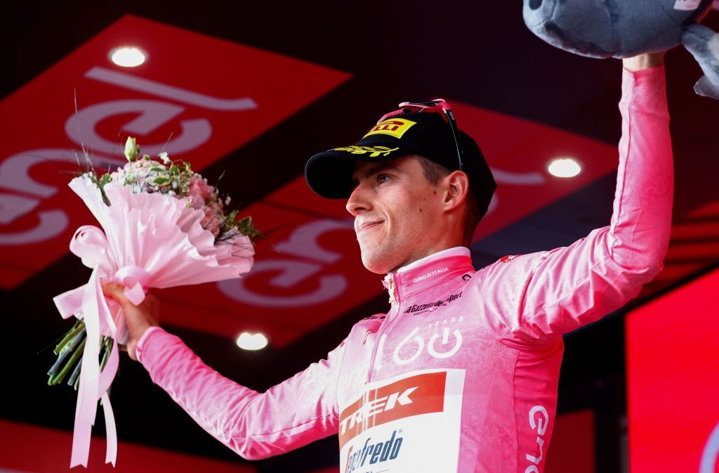 Juan Pedro Lopez (Trek-Segafredo) in the maglia rosa at the 2022 Giro d&#039;Italia after stage 9