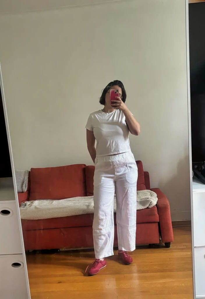 Julia Marzovilla tests the Quince 100% European Linen Pants in White