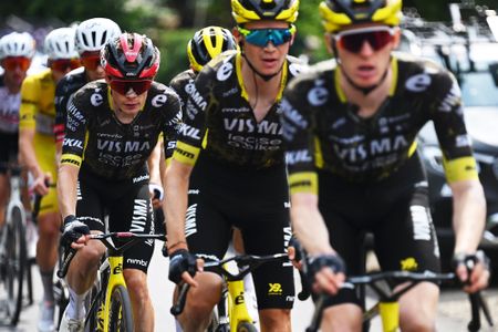 PLATEAU DE SOLAISON, FRANCE - JULY 19: Jonas Vingegaard of Denmark and Team Visma | Lease a Bike competes before being involved in a crash during the 113th Tour de France 2026, Stage 15 a 183.9km a 155.3km stage from Champagnole to Plateau de Solaison 1501m / #UCIWT / on July 19, 2026 in Plateau de Solaison, France. (Photo by Tim de Waele/Getty Images)
