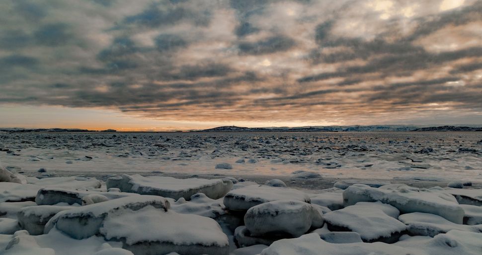 The Melting Arctic Is Covering Itself in a Warm Layer of Clouds | Live ...