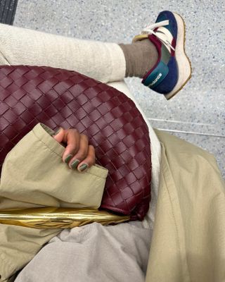 2JyJtZsiDRDtPBJ99fFhxJ-320-80 7 ألوان الأظافر "محايدة تقريبًا" لمحاولة ماني القادم