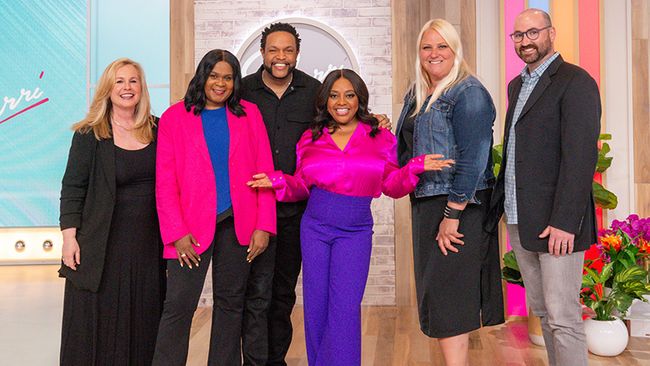 'Sherri' is hosted by Sherri Shepherd (center) with (from l to r) Siobhan Schanda, Fernita Wynn, Jawn Murray, Joelle Dawson-Calia, Dan Ftizpatrick