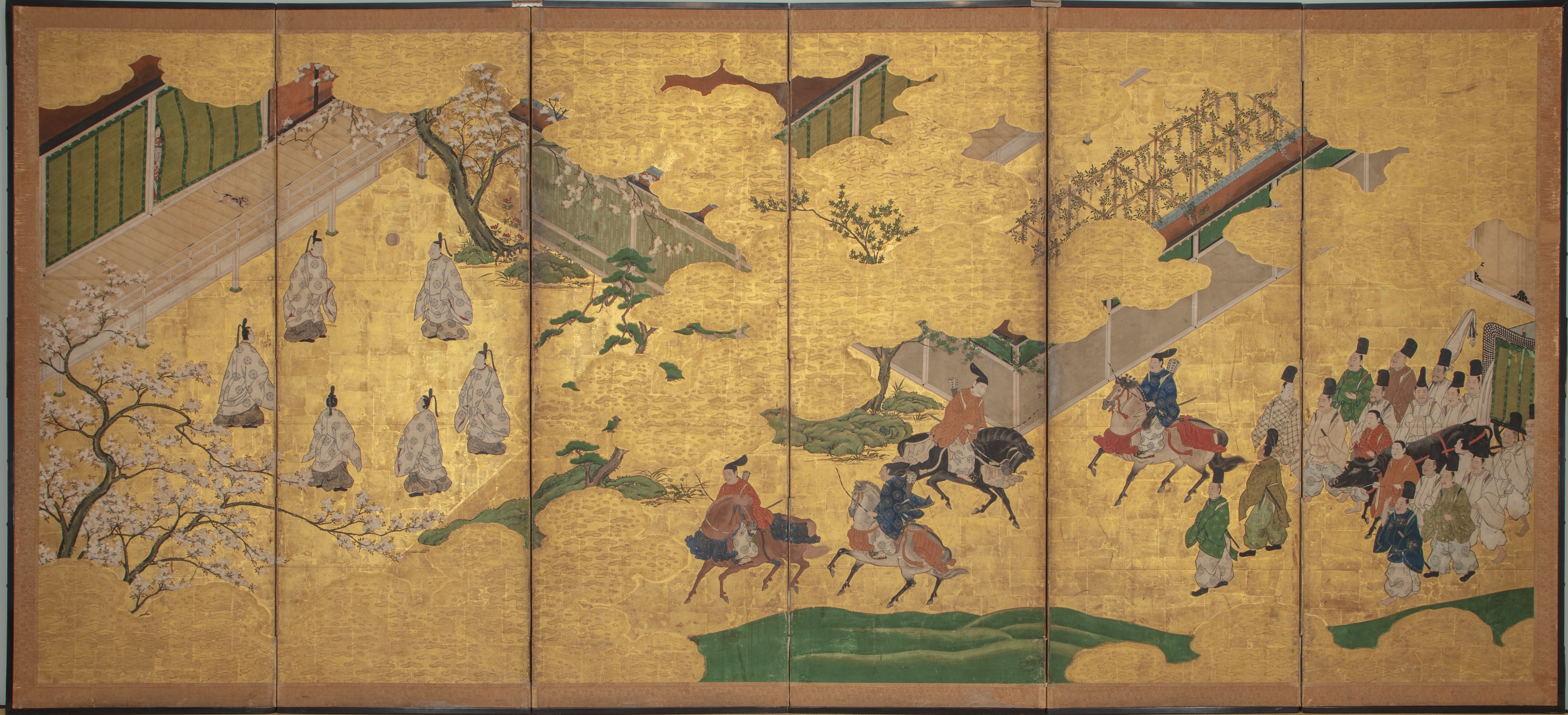 Gilded screens from ancient Japan showing 