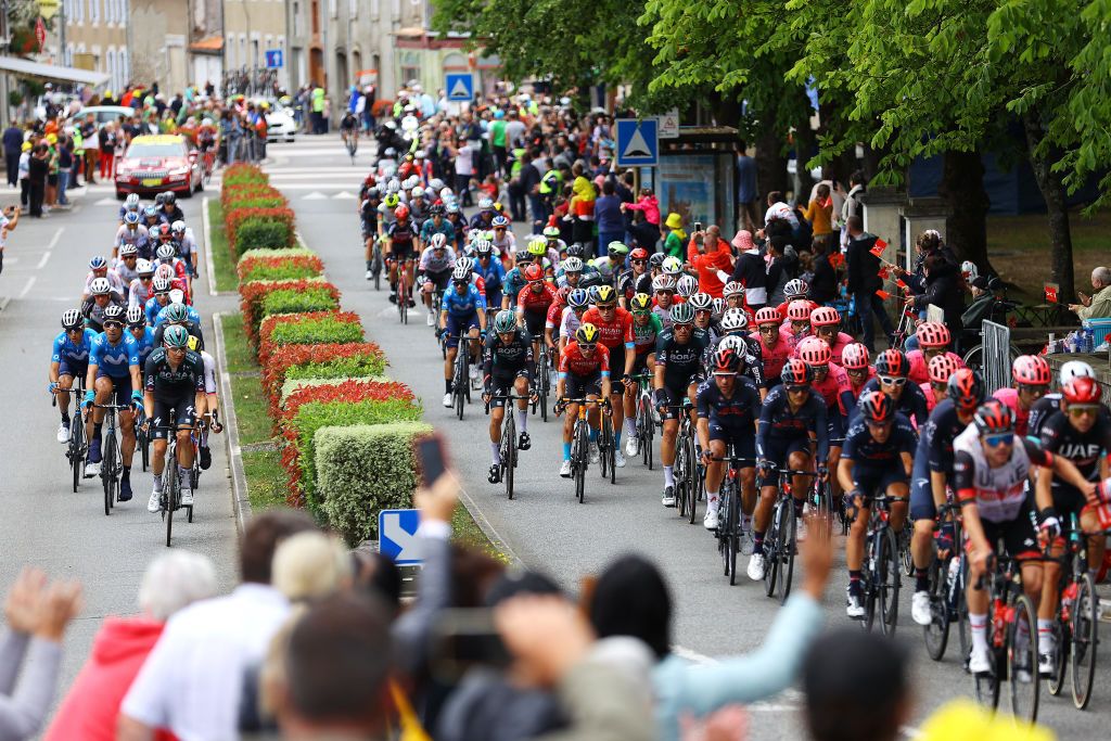 SAINTLARYSOULAN COL DU PORTET FRANCE JULY 14 Fans cheering The Peloton passing through LabartheRivire Village during the 108th Tour de France 2021 Stage 17 a 1784km stage from Muret to SaintLarySoulan Col du Portet 2215m LeTour TDF2021 on July 14 2021 in SaintLarySoulan Col du Portet France Photo by Tim de WaeleGetty Images