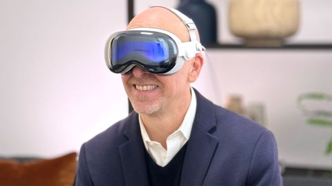 You won't believe how insanely realistic Personas are in visionOS 26 on