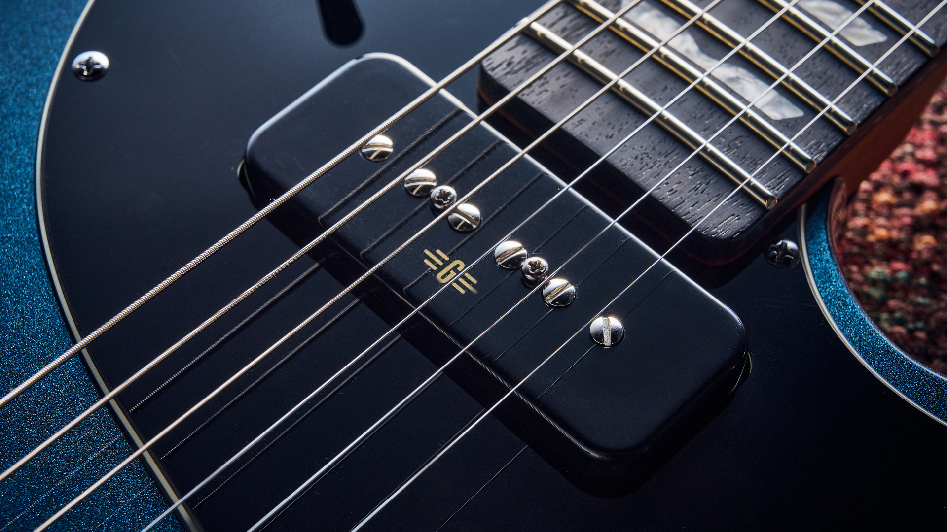 The neck P-90 of the Baum Carve electric guitar