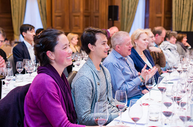 Masterclass guests enjoy the atmosphere