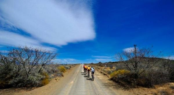 The four leaders head into Prins Albert in the southern Cape
