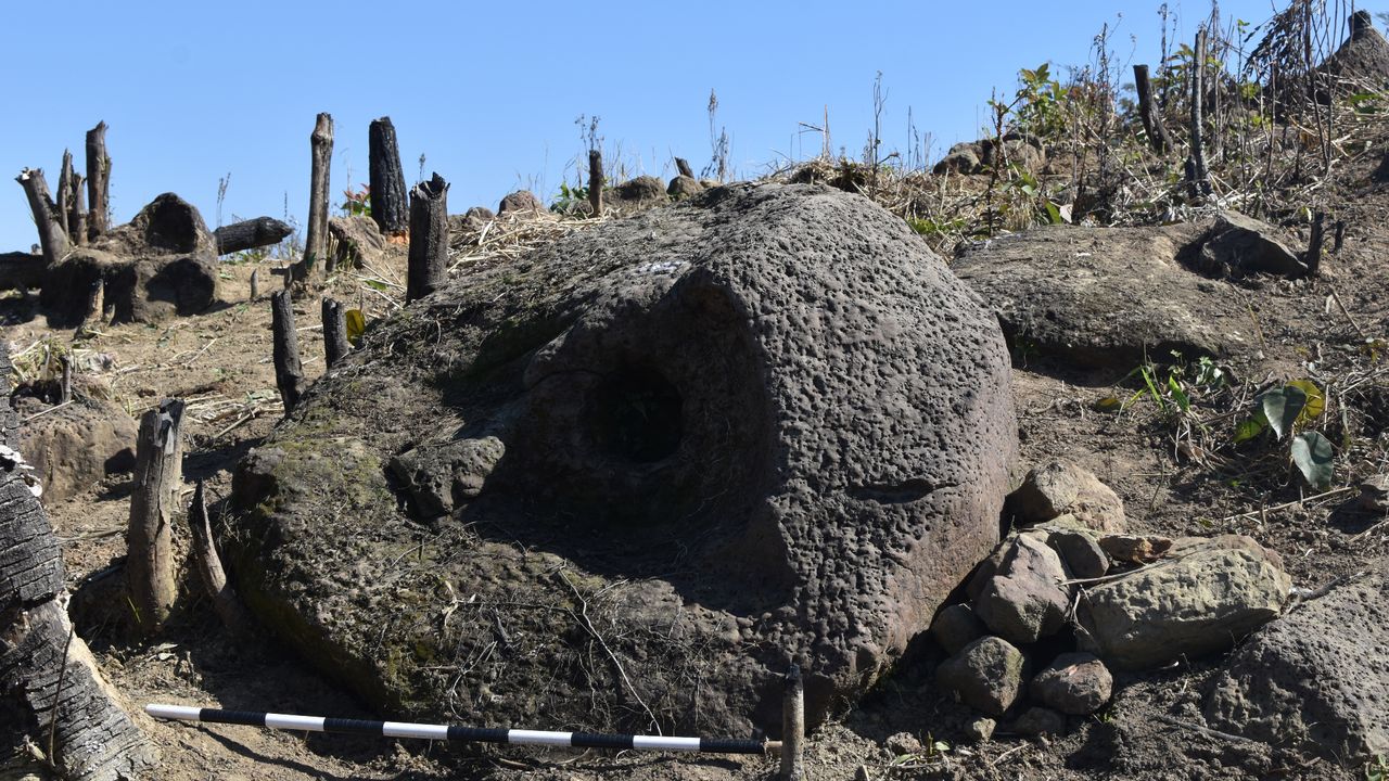 Archaeologists think the jars were used for burying the dead so that their bones could be found at a later date, or perhaps for exposing the dead to the elements until only their bones remained.