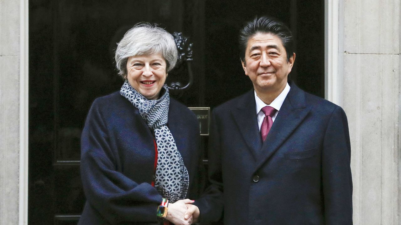 Shinzo Abe, Theresa May, Japan UK