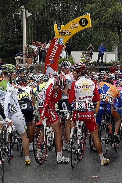 Riders waiting for the start