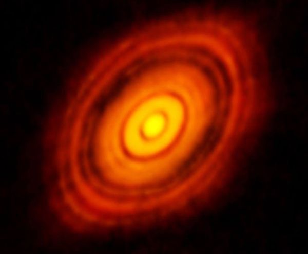 Astronomers reveal &amp;#039;best image ever&amp;#039; of planet formation