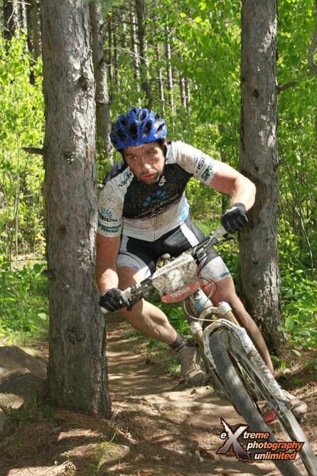 Nathan Guerra (Vision Pro Cycling) catching up in the singletrack