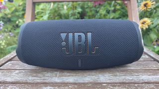 Portable speaker: JBL Charge 5 Wi-Fi