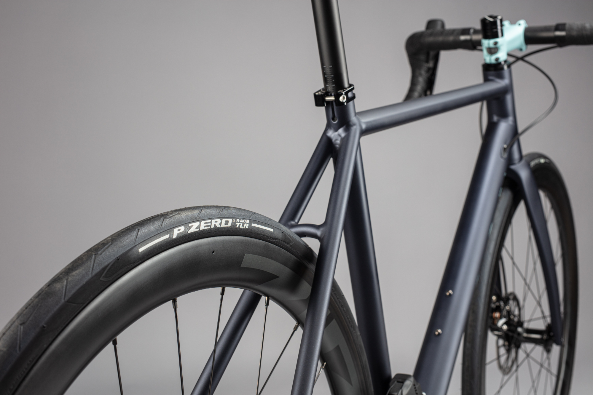 Spoon Customs Sestriere Scandium road bike