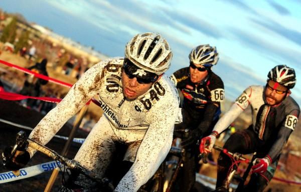 Chris Bagg (Athlete's lounge) cresting a small hill