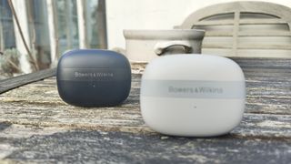 Bowers & Wilkins Pi6 versus Bowers & Wilkins Pi8