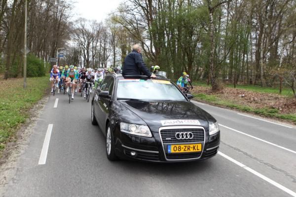 After a mass crash at 23 kilometres, the race was neutralised for about 6 kilometres, to allow those affected and the team cars to regain the bunch in safety
