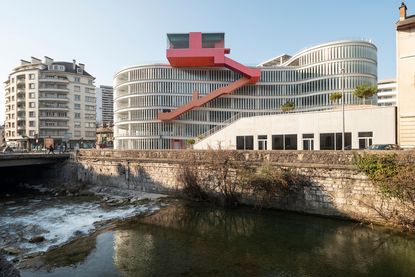 Q-Park Ravet by Hérault Arnod Architectures with artist Krijn de Koning brings creativity and monumentality to a utilitarian parking garage structure in the French city of Chambéry