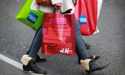Even with the biggest increase in consumer spending, the U.S. economy falls short.