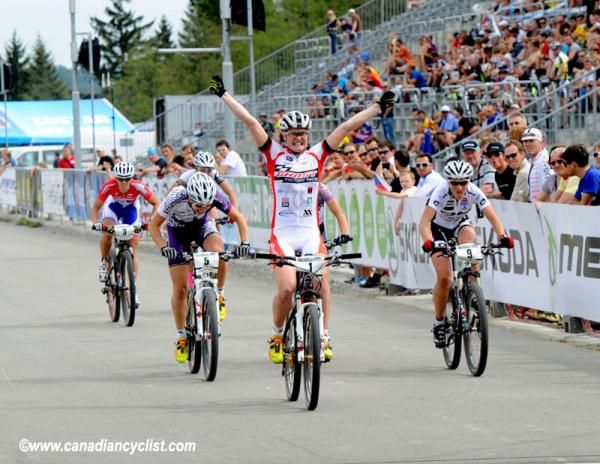 Alexandra Engen (Ghost Factory Racing Team) wins