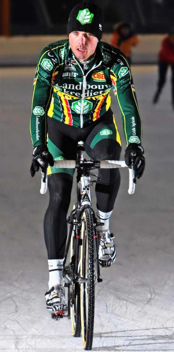 The latest Disney production - Sven Nys on ice.