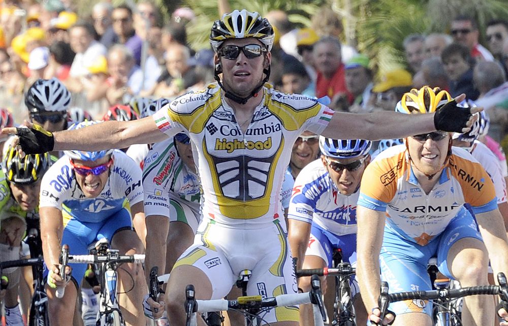 Mark Cavendish wins stage 11 of the 2009 Giro d'Italia