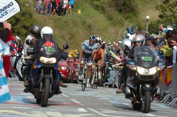 Alberto Contador (Saxo Bank) goes on the attack
