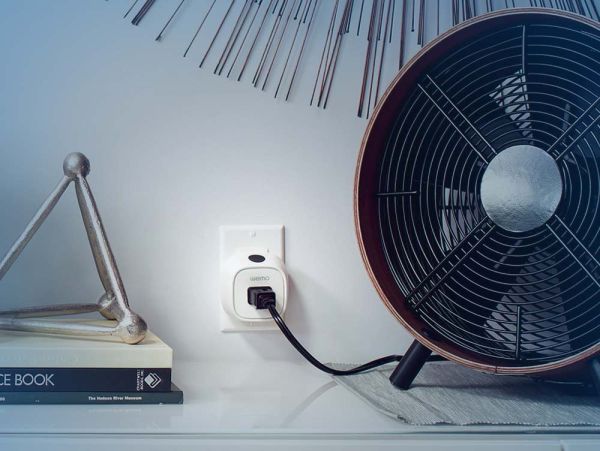 Smart plug and fan
