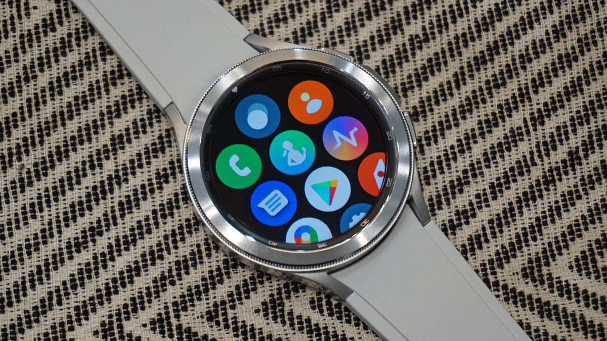 O Samsung Galaxy Watch 5 pode abandonar o painel giratório e o nome Vintage