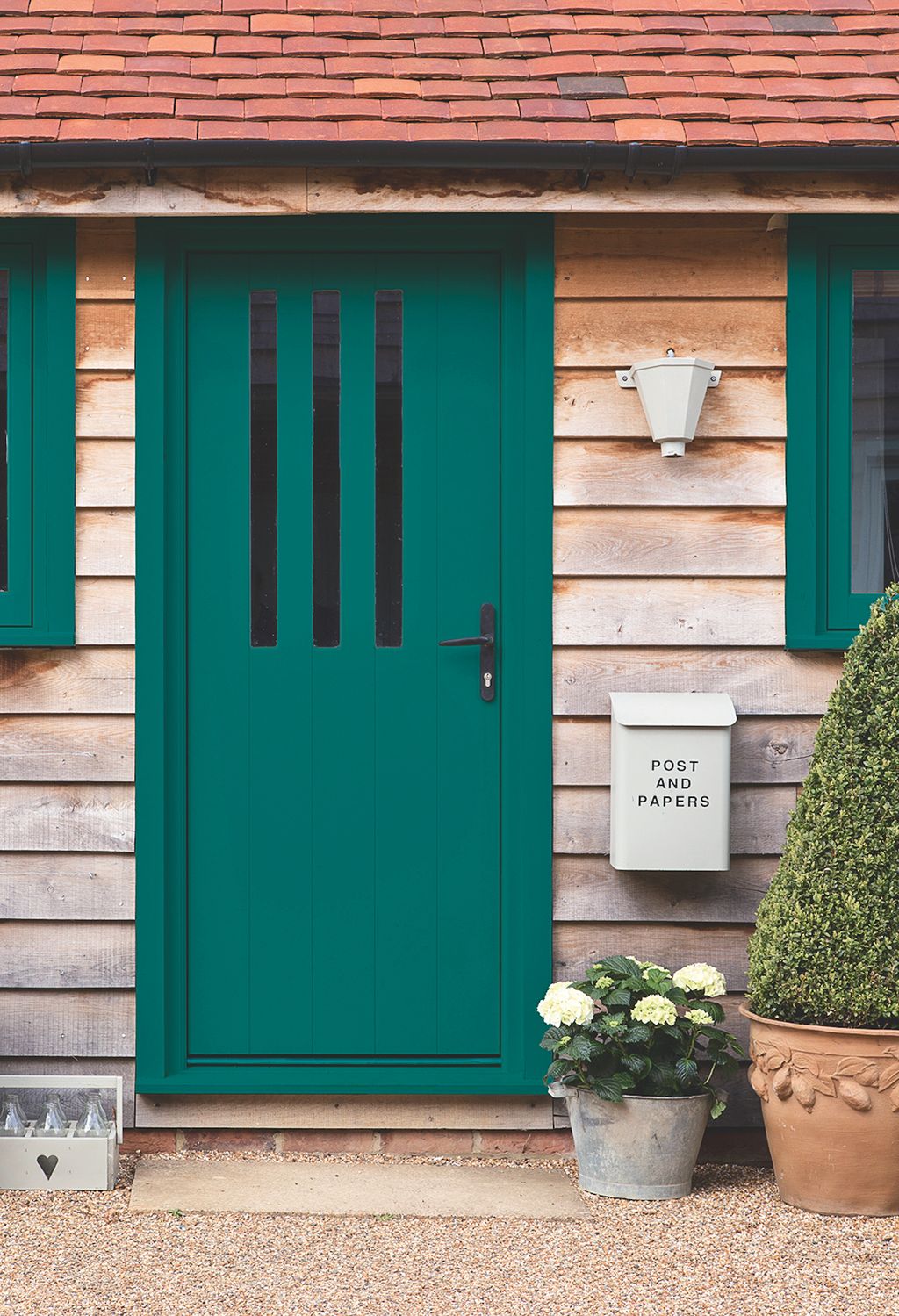 How to clean a front door smarten up the entrance to your home Homes