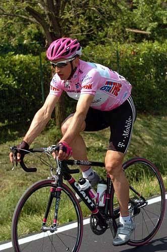 Serguei Gonchar (T-Mobile) was well-protected all day